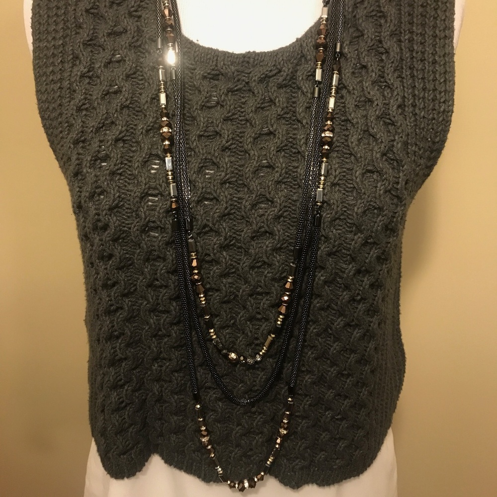 💥Ann Taylor Vest💥